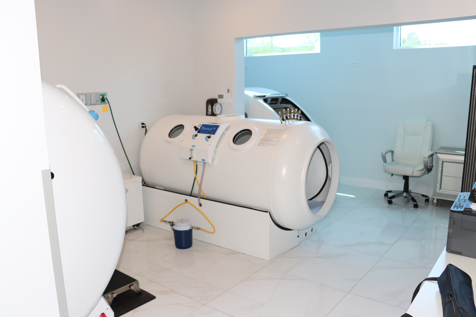 The Sync Hyperbaric treatment suite
